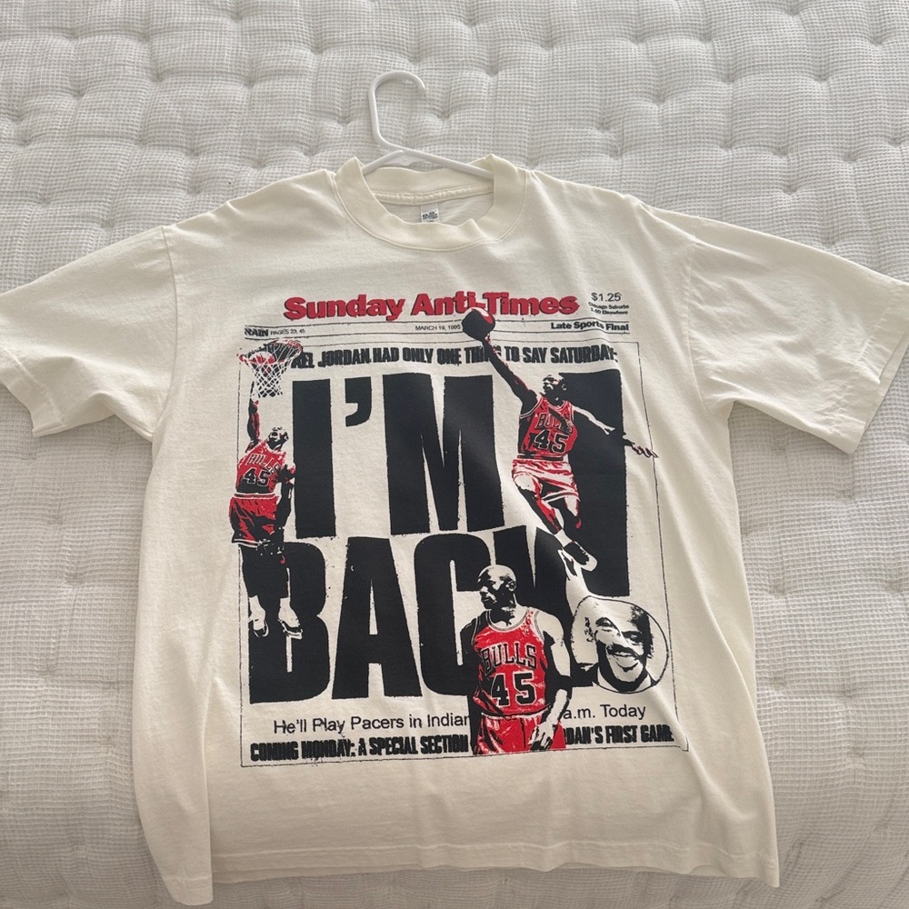 Vintage Michael Jordan “I’m Back” Newspaper Print Graphic T-Shirt